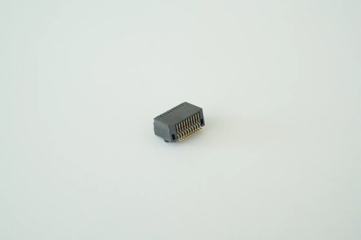 SFP/SFP+ 单口8Pin连接器 3