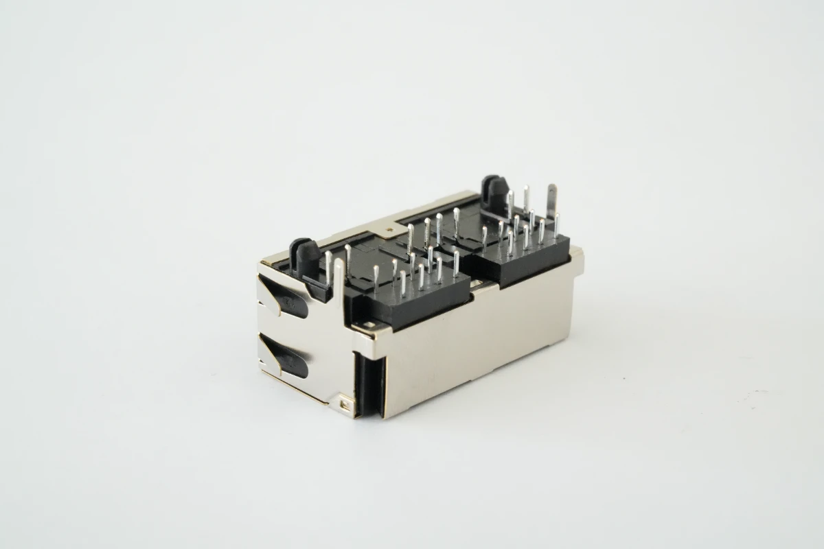 下折式1×2口8P8C RJ45连接器 3